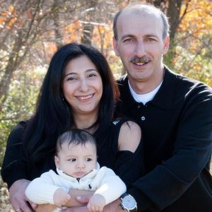 Meet your Posher, Azza